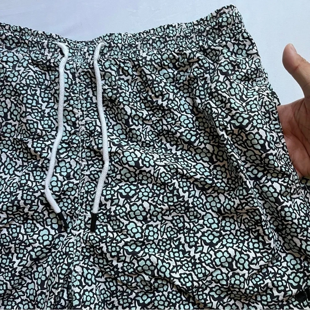SOLID & STRIPED men’s white green‎ floral print swim trunks shorts
